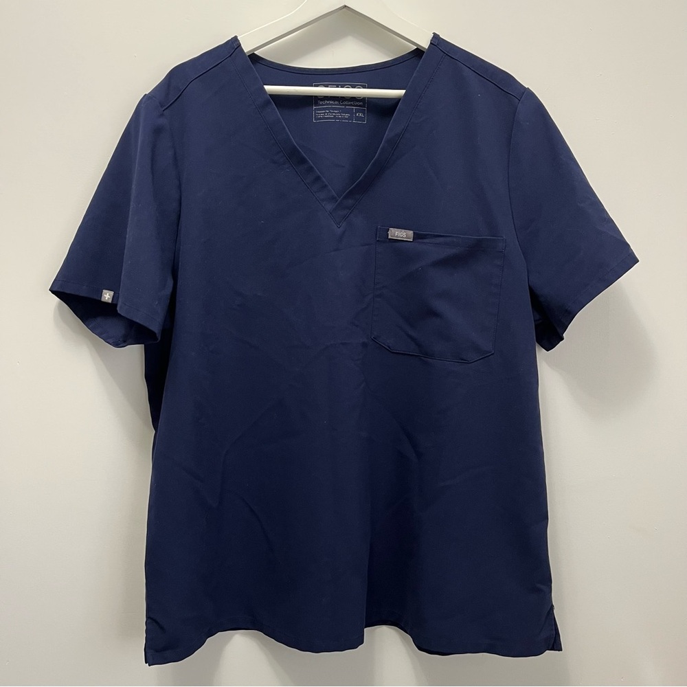 Figs Navy Scrub Top XXL